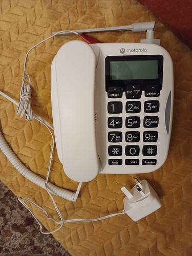 Motorola white corded desk - motorola,