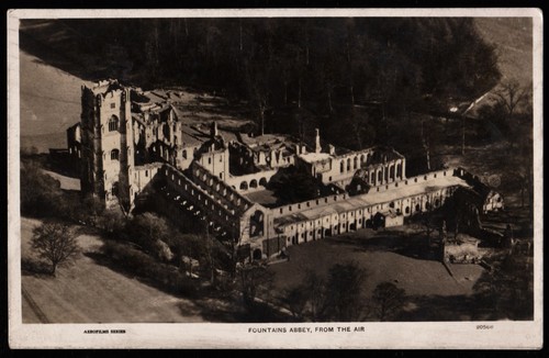 Fountains abbey ruins north - abbey,
