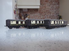 3 x Graham Farish OO Gauge Pullmans Set C, Including 12 Wheeler - Undistorted