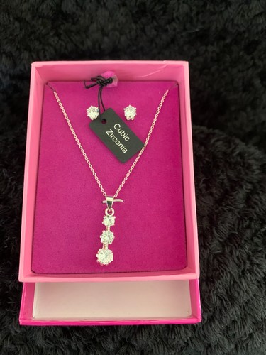 Buckingham cubic zirconia - buckingham,