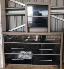 Chest drawers and - of, matching