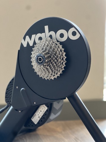 Wahoo kickr core smart indoor - wahoo,