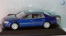 VW PHAETON GP1 W12 2002-2007 BLUE V6 V8 V10 TDI 1:43 MINICHAMPS (DEALER MODEL)