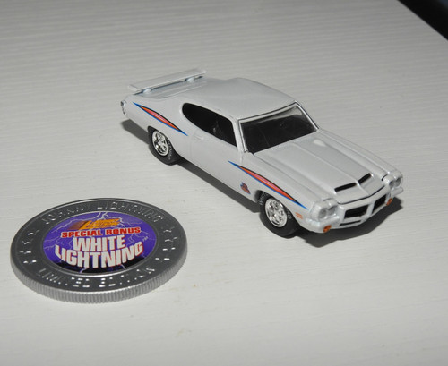 2001 johnny lightning - johnny, 1/64