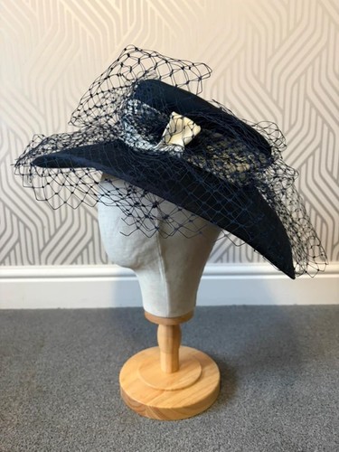 Vintage 90s navy and - navy, white