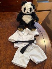 KUNG FU PAWSOME PANDA