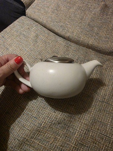 London pottery pebble 500ml - london,