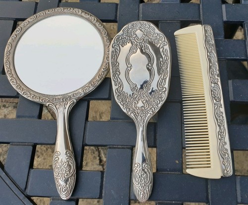 Silver plated vanity set hand - plated,