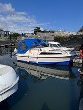 Shetland 2+2 6m 4 birth motor boat