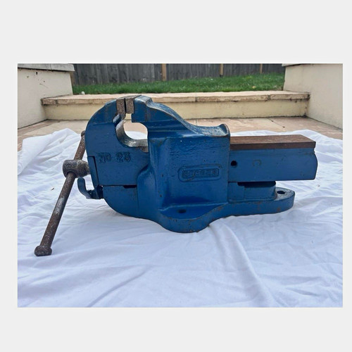 Record bench vice - 4.5",