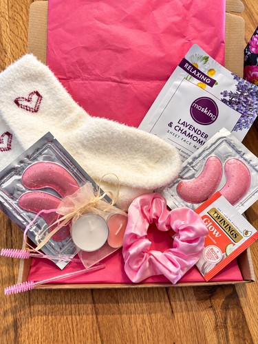 Pamper gift box for - her, –