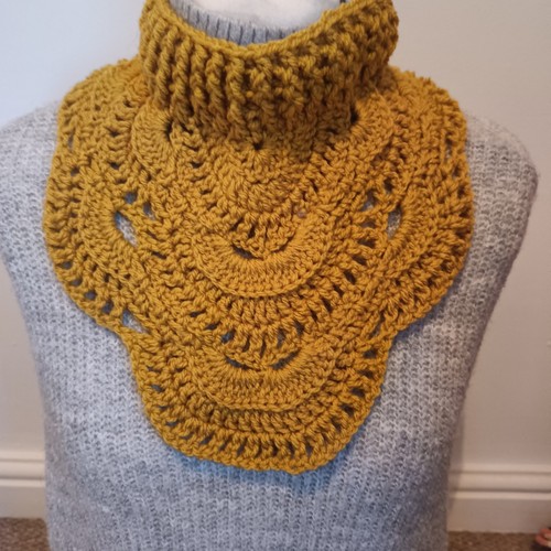 Handmade crochet neck warmer - handmade,