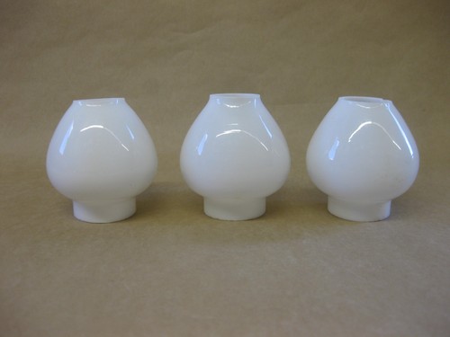 Small vintage white glass - small,