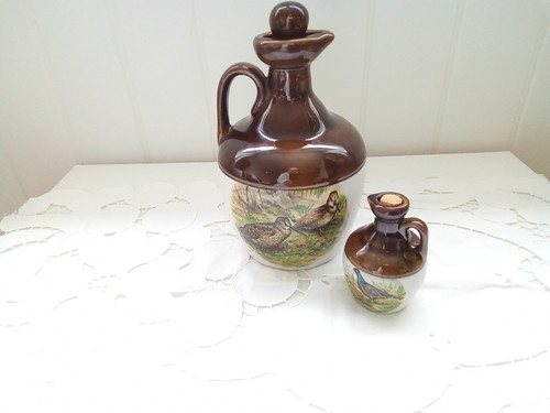 Pair birdlife whisky - of,