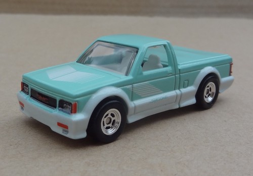 Hot wheels premium car - hot,