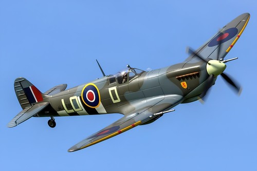 Airplane aircraft warbird - aircraft,