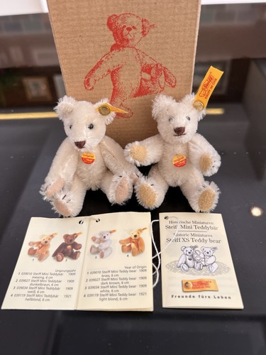 Steiff mohair teddy bears - 2, xs