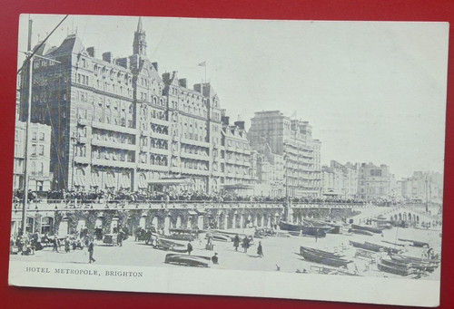 Unposted vintage postcard - vintage, b&w