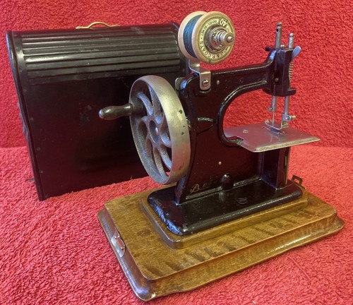 Antique vintage toy sewing - antique,