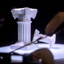 Roman Column 1:12 Scale Dolls House Miniatures Accessory Ornaments Castle Villa