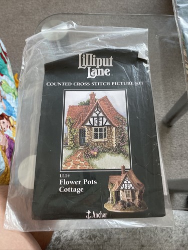 Lilliput lane anchor counted - lane,