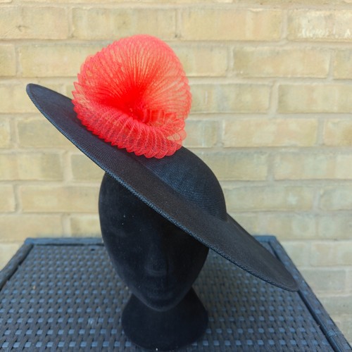 Black red flower wide brim - black,