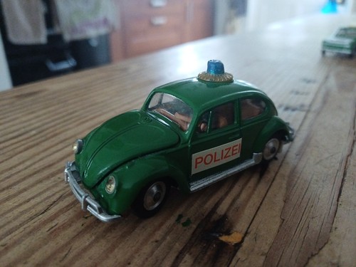 Corgi 492 beetle - 492,