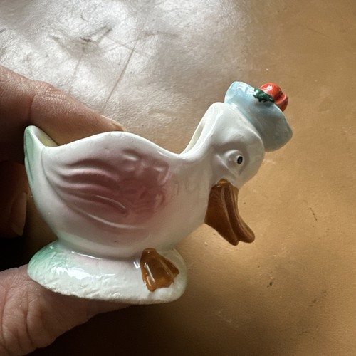 Win vintage ceramic white - vintage, duck