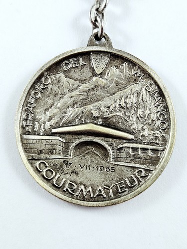 Italian souvenir keychain - souvenir,