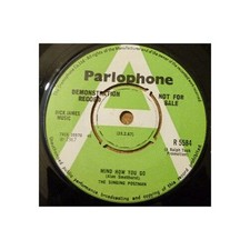 The Singing Postman - Mind How