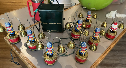Vintage christmas santas - vintage, mr