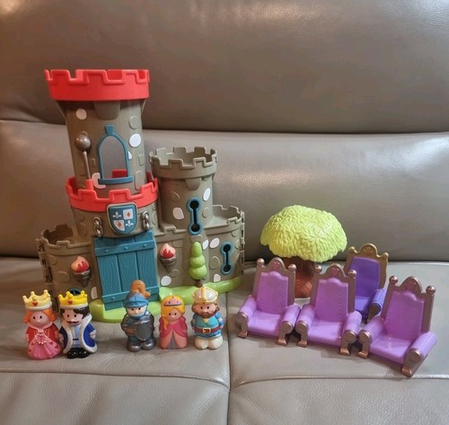 Happyland castle playset with - happyland,