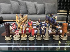 Luxury Crusaders Chess Set –