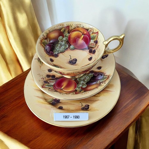 Aynsley fine bone china - fine,