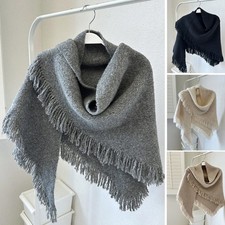 Women's Knitted Triangle Shawl