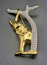 SWAROVSKI 1993 ELEPHANT SCS BROOCH  - 003-8902448 - UnBoxed- Ltd Edition - VGC