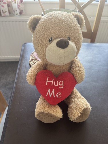 Bear with heart - bear,