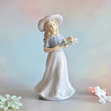 Leonardo Collection Girl ‘Pretty Flowers’ figurine by Annie Rowe Boxed Excellent