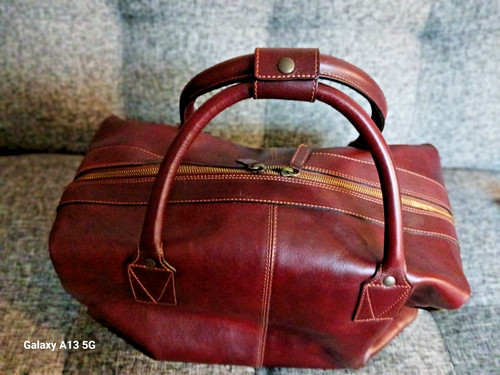 Leather holdall italian