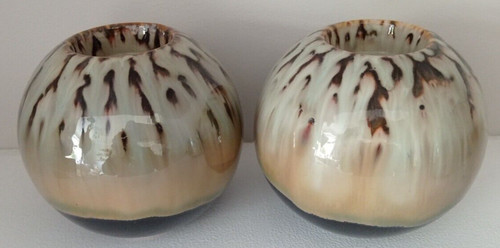 Pair round glazed ceramic - pair,