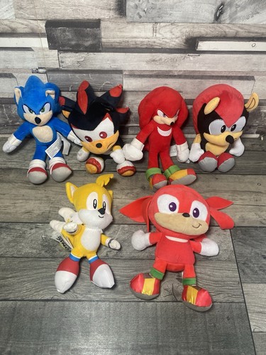 Sonic the hedgehog plush - the,