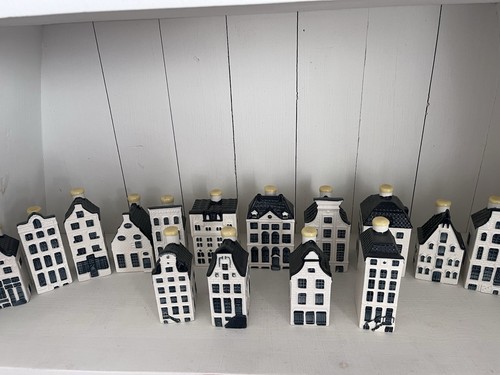 Delft dutch blue houses job - dutch,