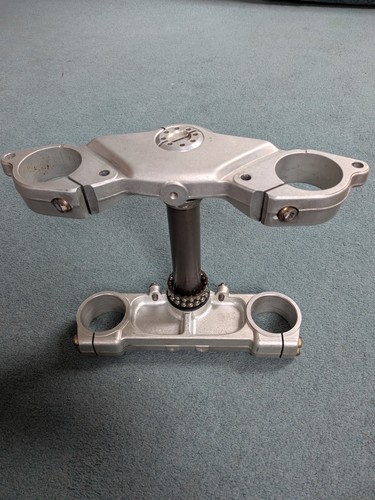 Ducati monster fork yokes - ducati,