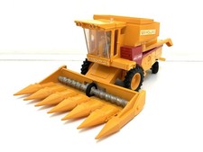 Britains New Holland TR85