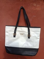 Avon Lipsy Black and White