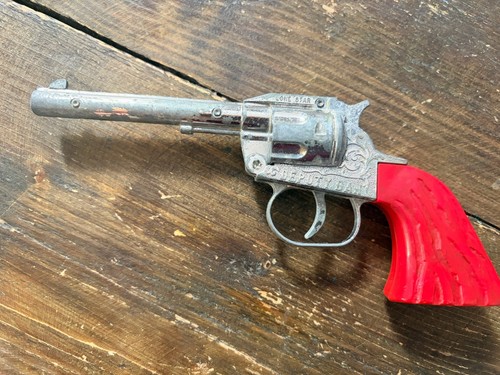 Lone star gun deputy - star, dan