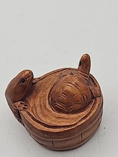 Japanese 19 century netsuke hand crafted frog and turtle with author signature