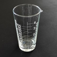 Vintage Glass Measuring Beaker 4 Fluid Ounces C1970