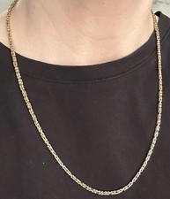 18ct Yellow Gold Square