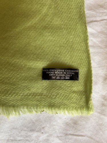 Vibrant green 100 cashmere - green,